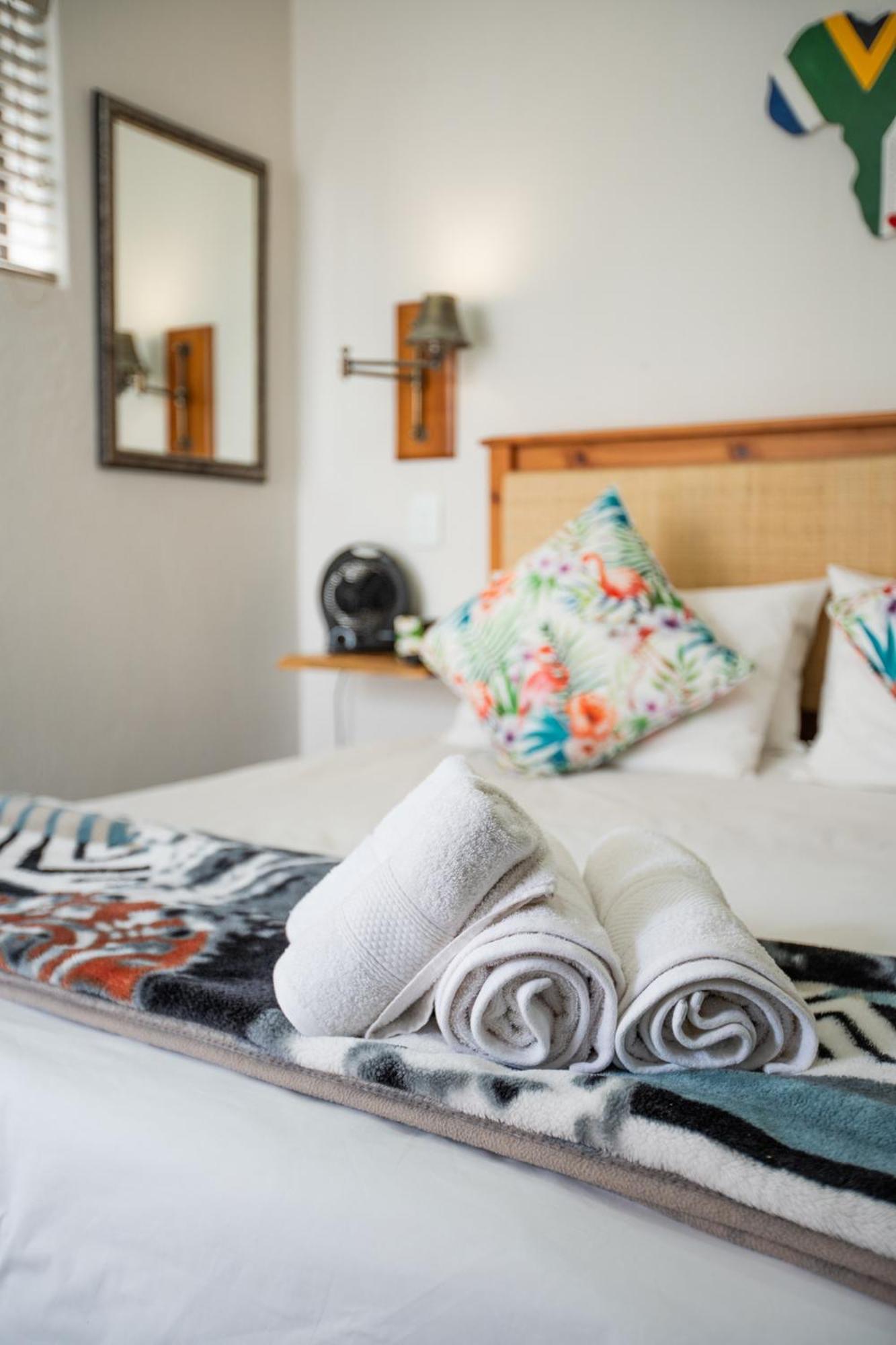 Atsupers Accommodation Jeffreys Bay Ngoại thất bức ảnh
